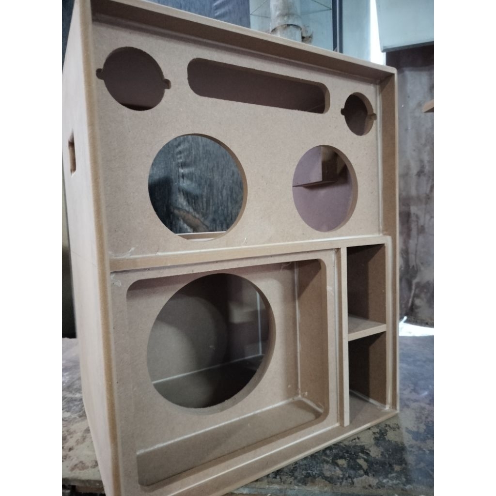 ตู้บลูทูธ 10"นิ้ว กระแทกข้าง สำหรับใส่ช่องเพลท