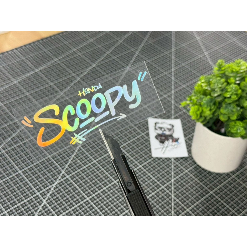 Hinsticker สติกเกอร์โลโก้ Honda SCOOPY มีฟ้อนปกติและฟ้อนลายเซ็นต์ มีหลายสีให้เลือกเยอะมาก - รูปที่ 3