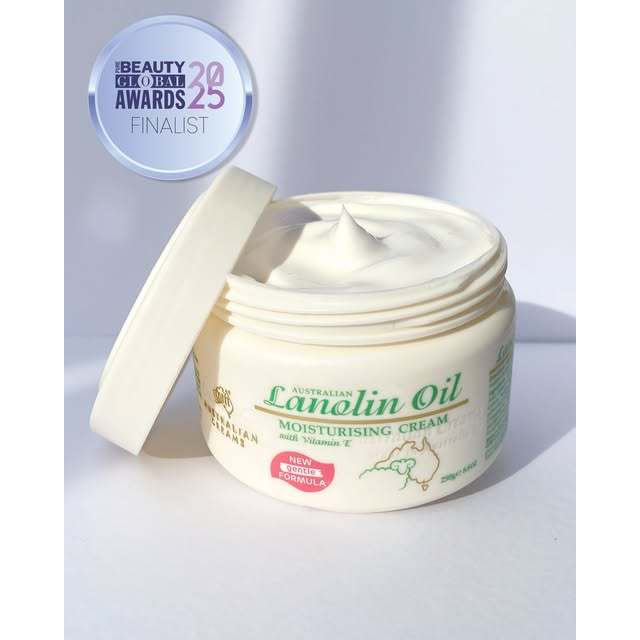 G&M Lanolin Oil Day Moisturising Cream with Vitamin E 250g ครีมทาผิวแบบกระปุก