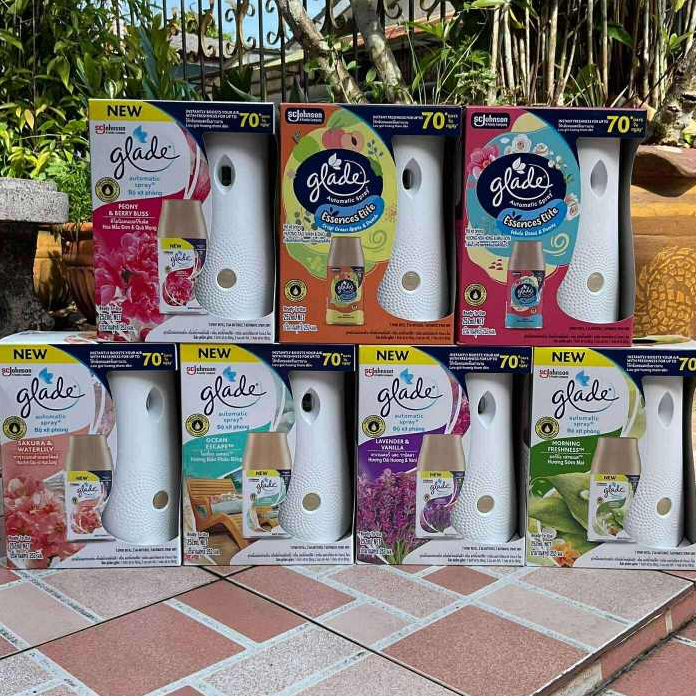 Glade automatic spray เครื่องพ่นสเปรย์น้ำหอมอัตโนมัติ 3อิน1( รีฟิล+เครื่อง+ุถ่าน2ก้อน)