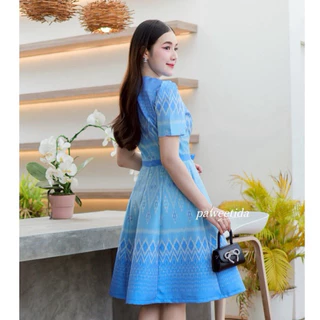 🔸NEW🔸 เดรสผ้าทออัดกาว สีทูโทน คอกลม โบว์เอว กระโปรงบาน8ชิ้น