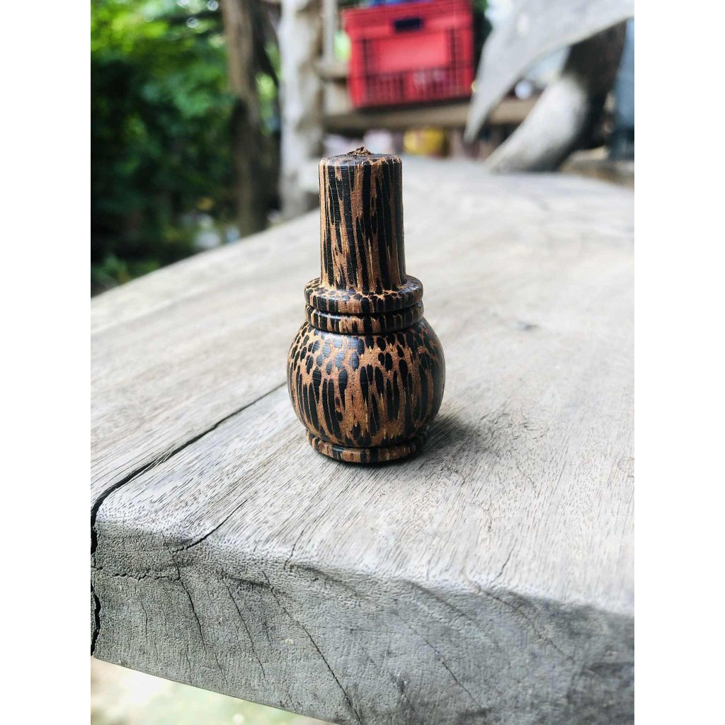 แก่นไม้ทำมือไม้ตาลลายสวย