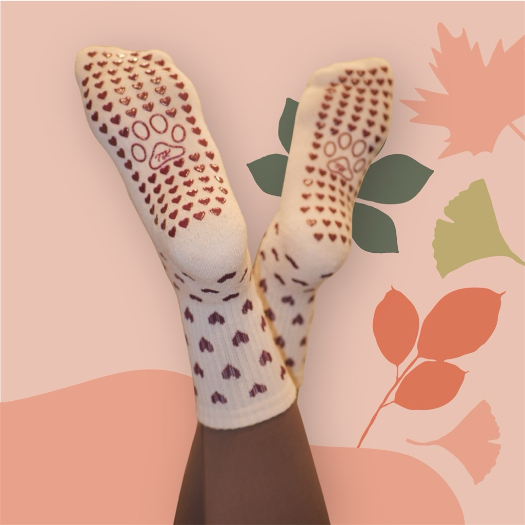 ถุงเท้าพิลาทิส กันลื่น ลายหัวใจ❤️ พร้อมส่ง - รูปที่ 2