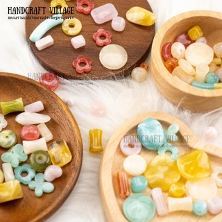 ลูกปัดอะคริลิคหินธรรมชาติ แพ็ค50กรัม/100กรัม สำหรับร้อยสร้อย เครื่องประดับ DIY ลูกปัดหิน กำไลเชือกเทียน ลูกปัดดอกไม้