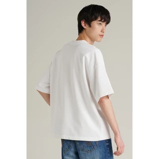 Mc JEANS (แม็คยีนส์) Online Exclusive เสื้อยืดผู้ชาย เสื้อยืดแขนสั้น ทรงโอเวอร์ไซส์ มีให้เลือก 2 สี MTTZA34