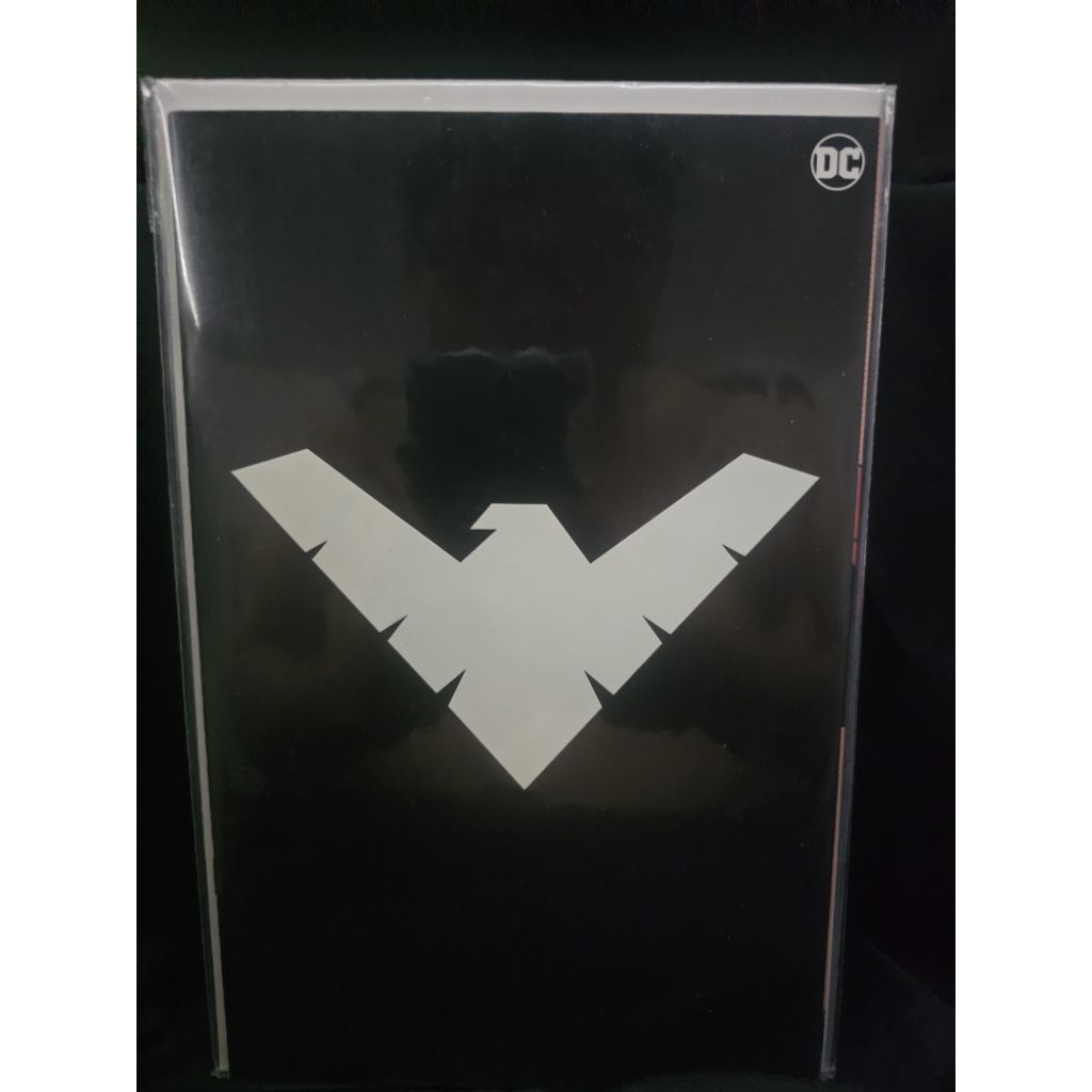Nightwing #110 – Megacon 2024 Glow-in-the-Dark Variant (LTD 999 w/ COA)