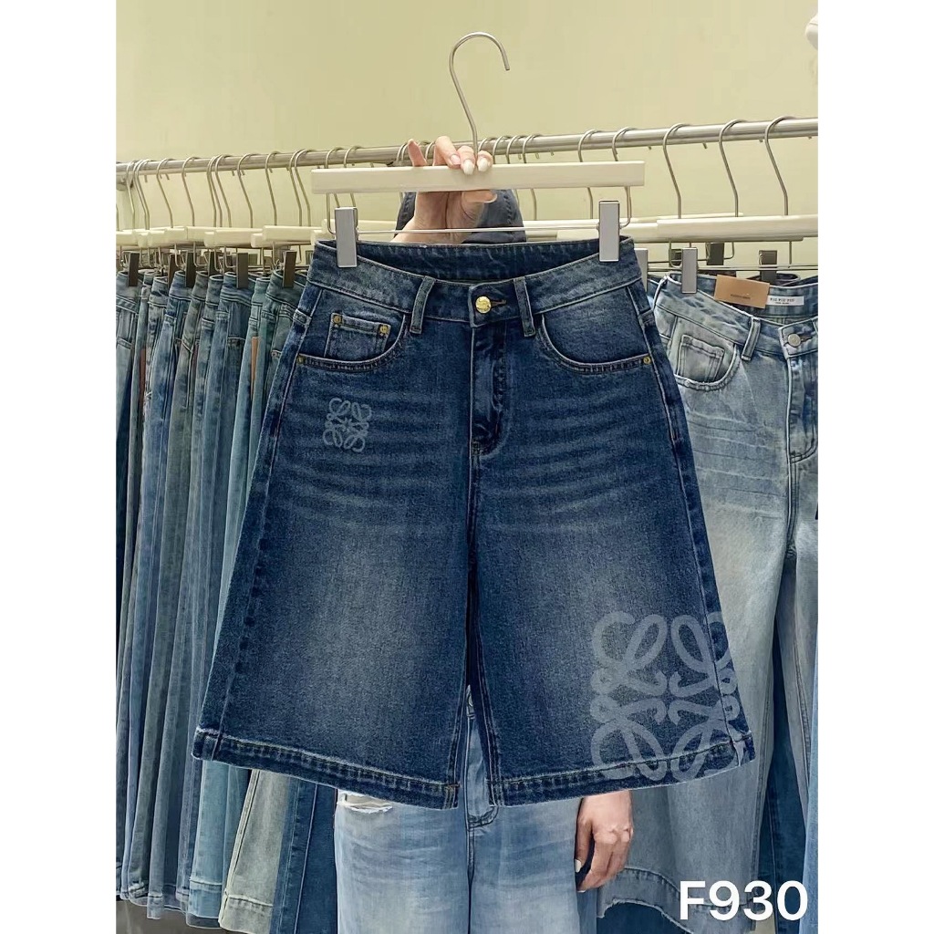 F930# กางเกงยีนส์ทรง 4 ส่วน