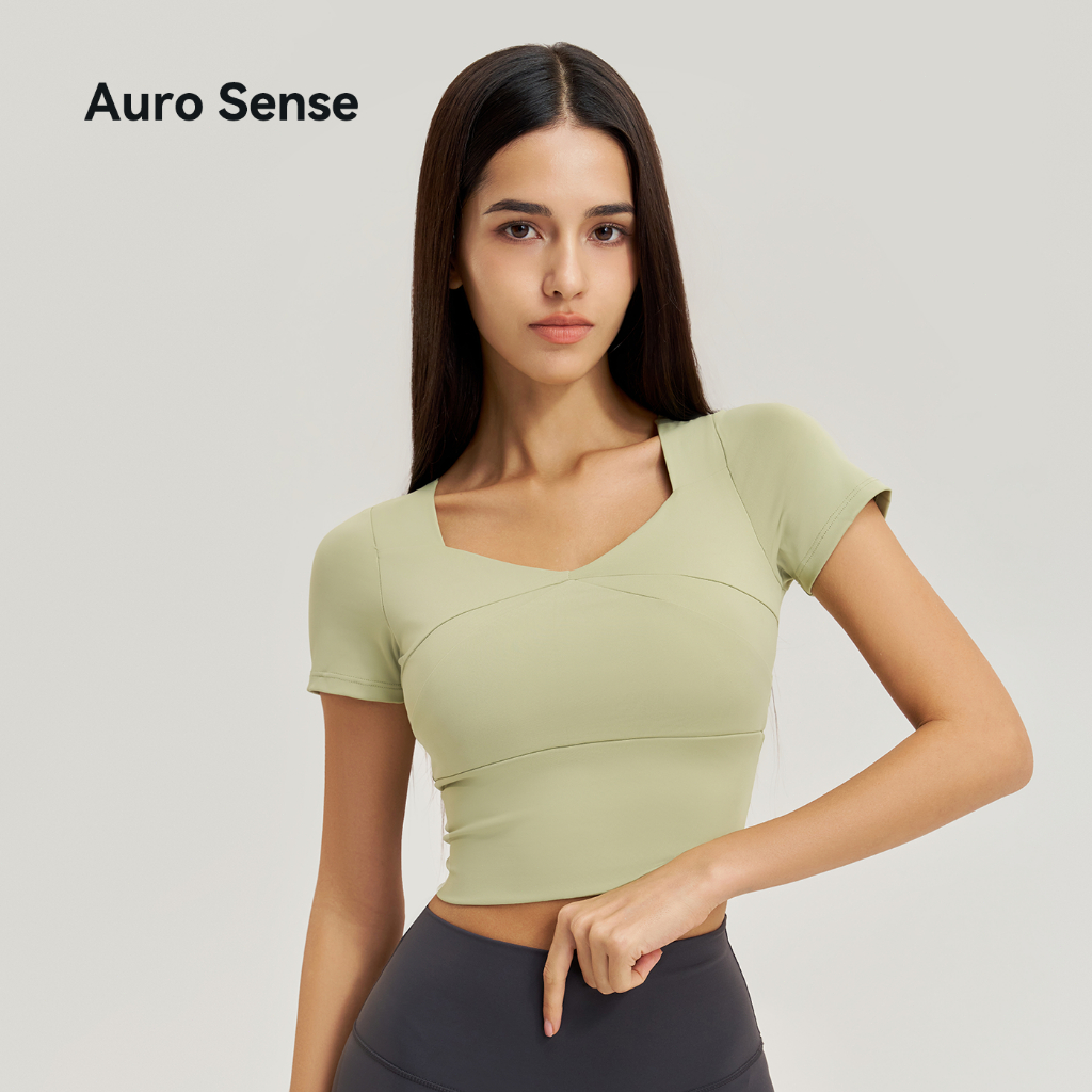 Auro Sense เสื้อออกกำลังกาย หรับ ผู้หญิง เสื้อแขนสั้นคอ v วัสดุระบายอากาศ แห้งเร็ว ชิ้นป้องกันหน้าตัวถอดได้