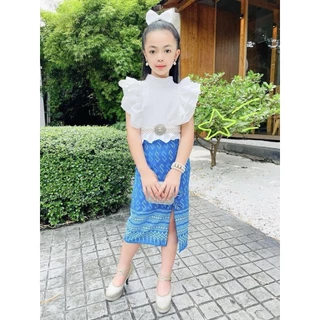 ชุดไทยเด็ก ชุดไทยประยุกต์เด็กหญิง แถมโบว์เข้าชุด สวยงามอย่างไทยมากคะ 💓💙🩷