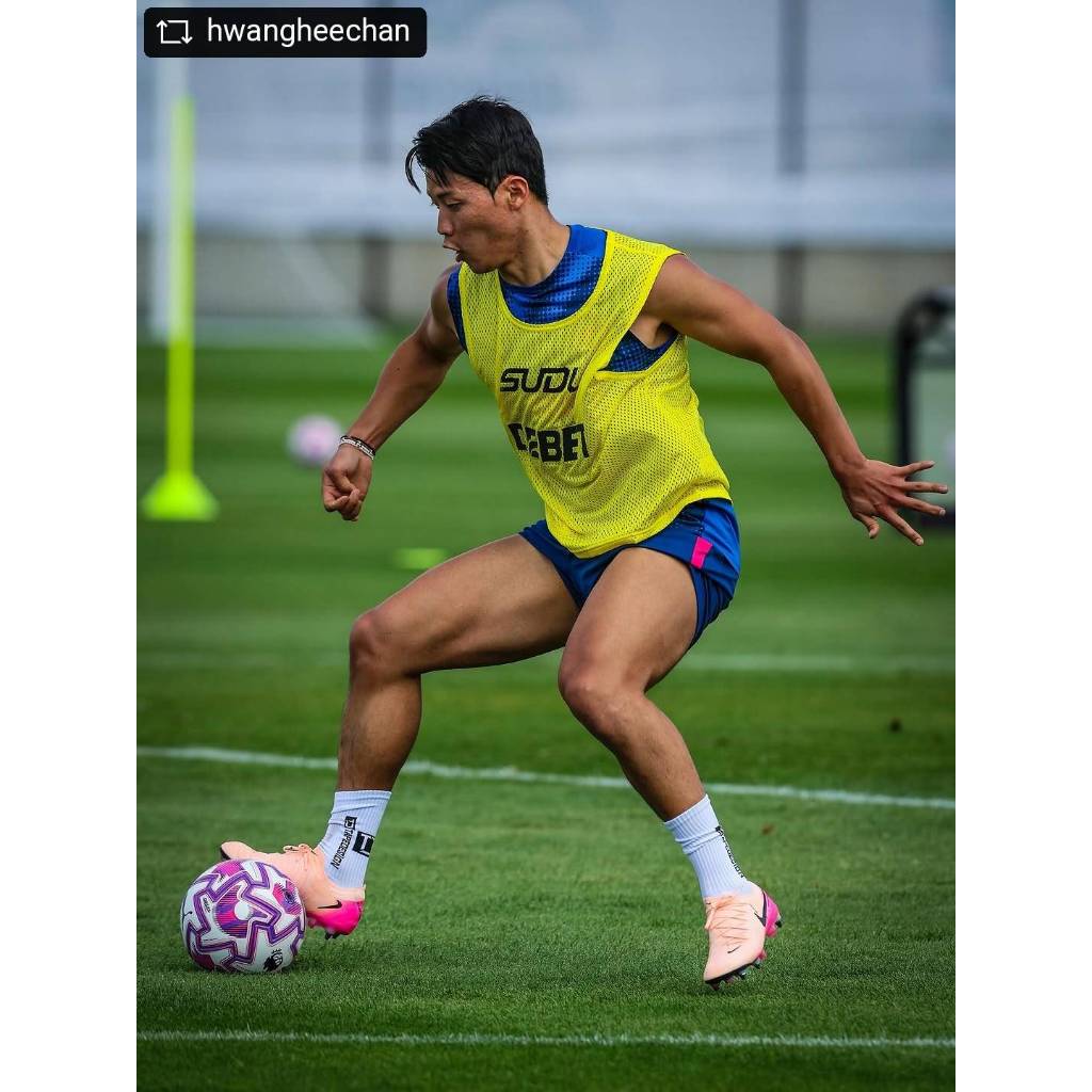 Nike Prism Pack Nike Phantom GX 2 Elite FG รองเท้าฟุตบอล ไนกี้ตัวท็อป ของแท้ มือ1 - รูปที่ 2