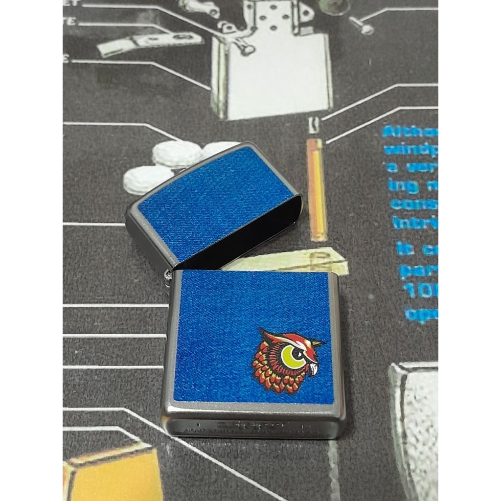 อะไหล่ถังนอก zippo สีเงินผิวโครเมี่ยม ลายแบบสกรีนรูปนกฮูก ผลิตปี 2015 ของใหม่ไม่ผ่านการใช้งาน รับประ