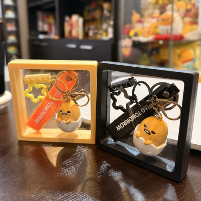 🧲มีหลายแบบเลื่อนดู🧲พวงกุญแจไข่ขี้เกียจ Gudetama เกาะแก้วไข่ขี้เกียจ กาชาปอง