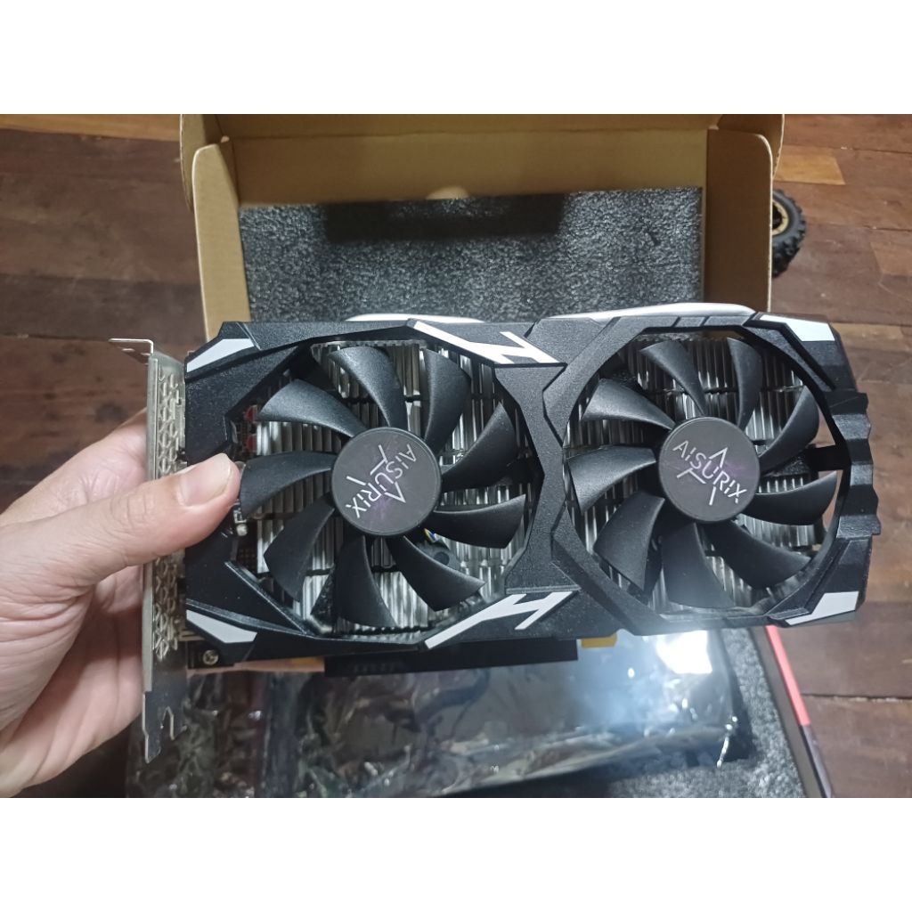Aisurix RX580 8Gb(DDR5) warranty 3M