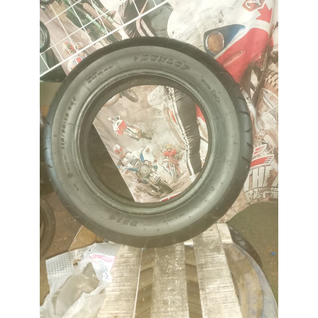 อะไหล่มอไซมือสองมือ2dunlopขอบ12ขนาก110/90-12.มู้ฟ.ksr.scoopy-i.zoomer-x.ซูมเม่อเอ็ก.สกูปปี้