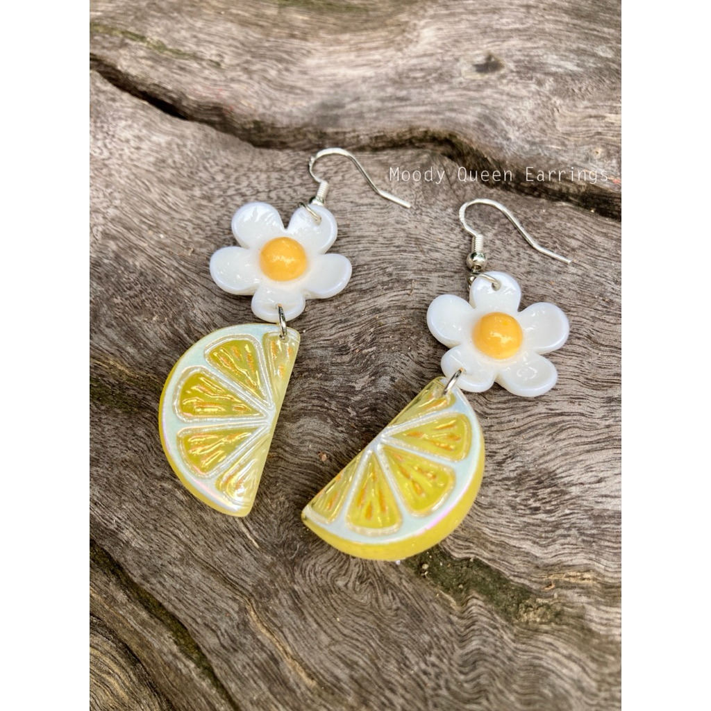 ต่างหูเลมอน 🍋 เดซี่ ต่างหูผลไม้ ดอกไม้ งานแฮนเมด พร้อมส่ง