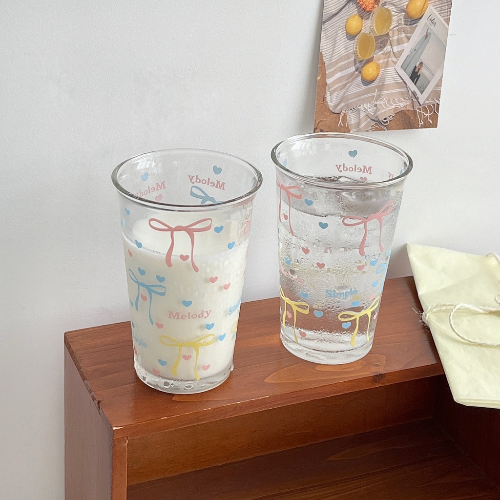 พร้อมส่งจากไทย Colourful Bow 400ml. แก้วกาแฟ แก้วคาเฟ่ แก้วมัทฉะ แก้วมินิมอล แก้วโบว์ แก้วน่ารัก แก้วลาเต้ แก้วแม่ตุ๊ก