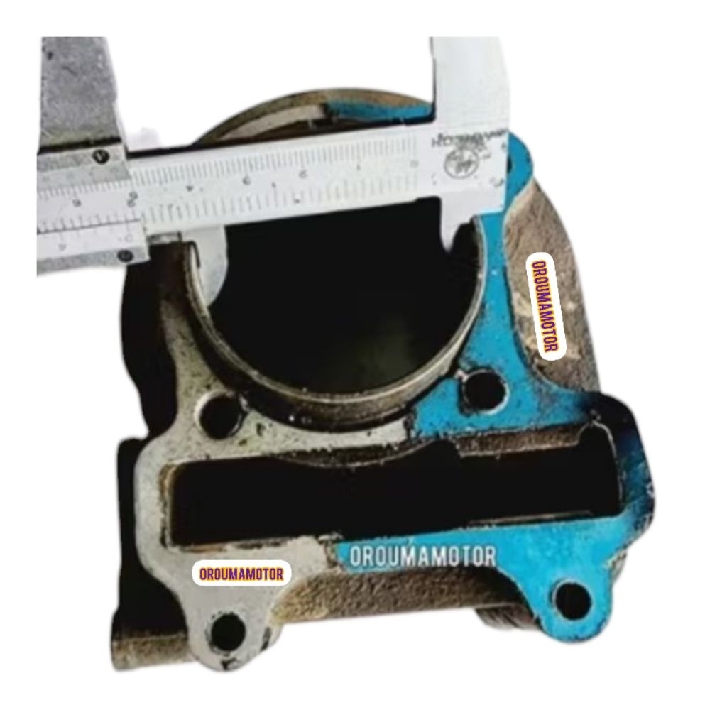 เสื้อสูบ ZOOMER-X, SCOOPY-I NEW, SPACY-I ของถอด รหัส 12100-KZL-930 ต้องเอาไปคว้านหรือตีปลอกไหม่  ร้า