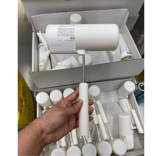 IKEA  PEPPRIG เพปพรีก ลูกกลิ้งขจัดฝุ่น มีด้ามจับ