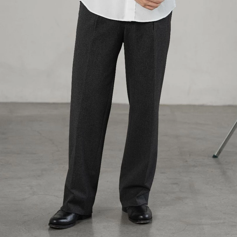 IOC Project - Essential Pleated Trouser กางเกงสแล็คขายาว