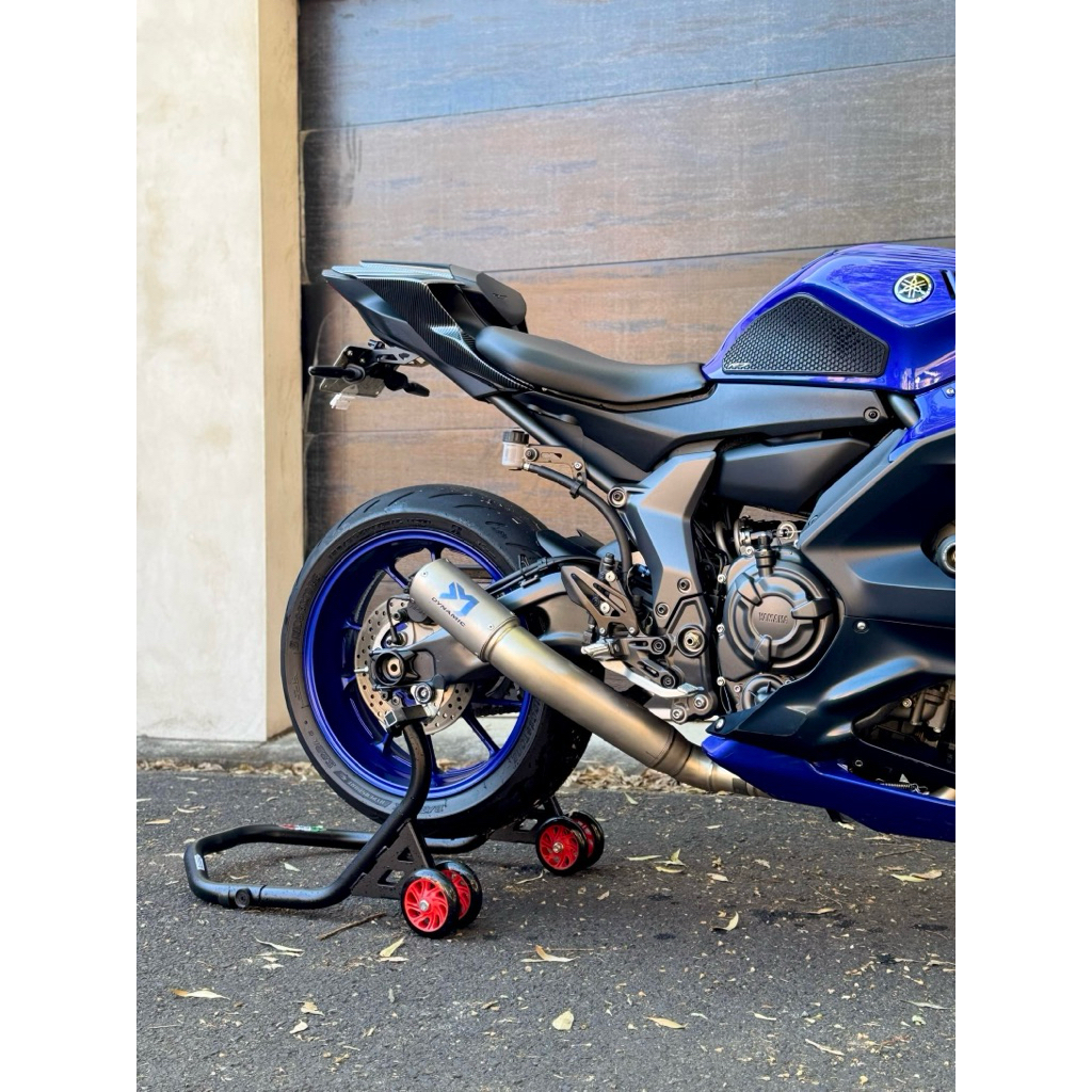 Dynamic DM-3 Stainless Fullsystem For Yamaha R7