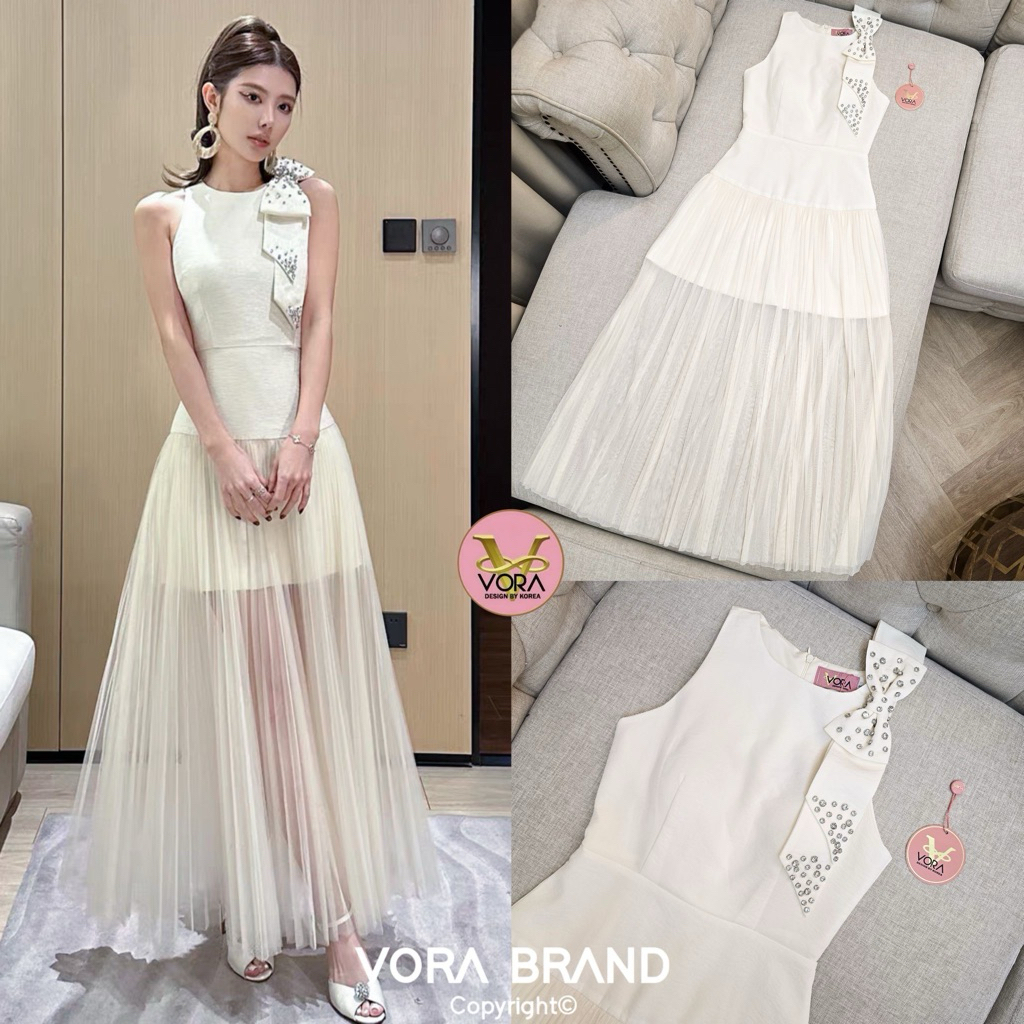 C4 งานป้าย Vora Dress ชุดเดรสยาวแต่งโบว์กระโปรงตัดต่ออัดพลีทปักเพชร สำหรับผู้หญิง เสื้อผ้าแฟชั่นผู้หญิง ไซส์ S-XL