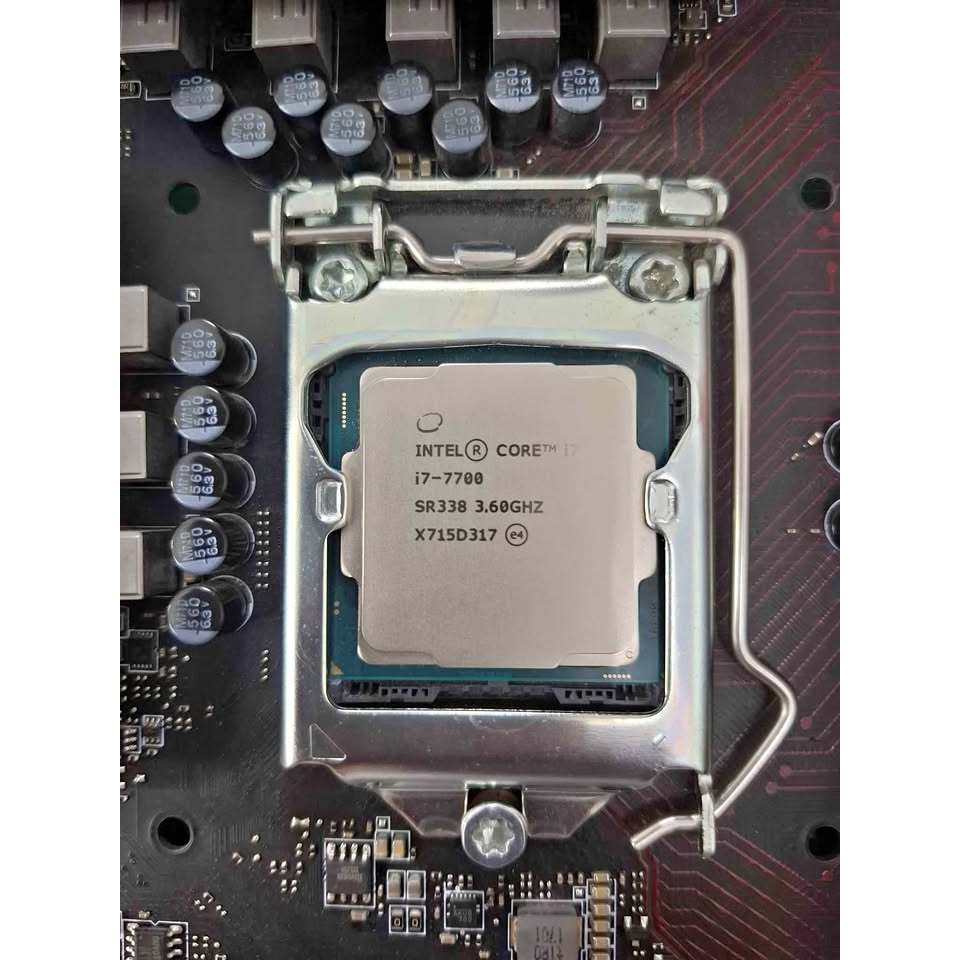ขายยกชุด Cpu i7-7700 mb h170 gaming m3 ram ddr4 8g