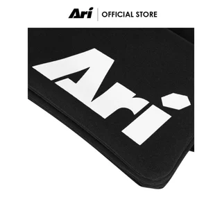 ARI ESSENTIAL CROSSBODY BAG - BLACK (AHW1584-01) กระเป๋าคาดหน้าอก อาริ ESSENTIAL CROSSBODY สีดำ