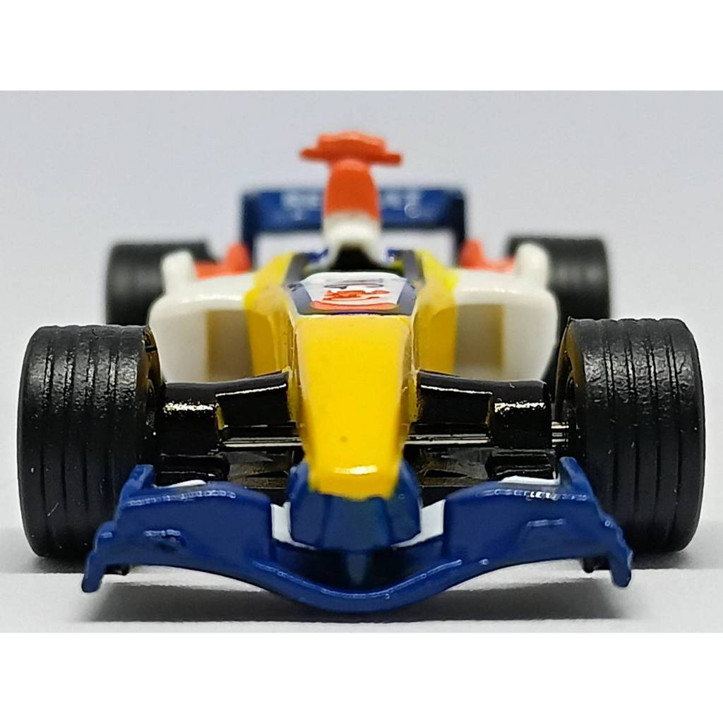 โมเดลรถ FamilyMart Formula1 2007 ING Renault F1 Team Renault R27 Scale 1/64 NEW IN Package.