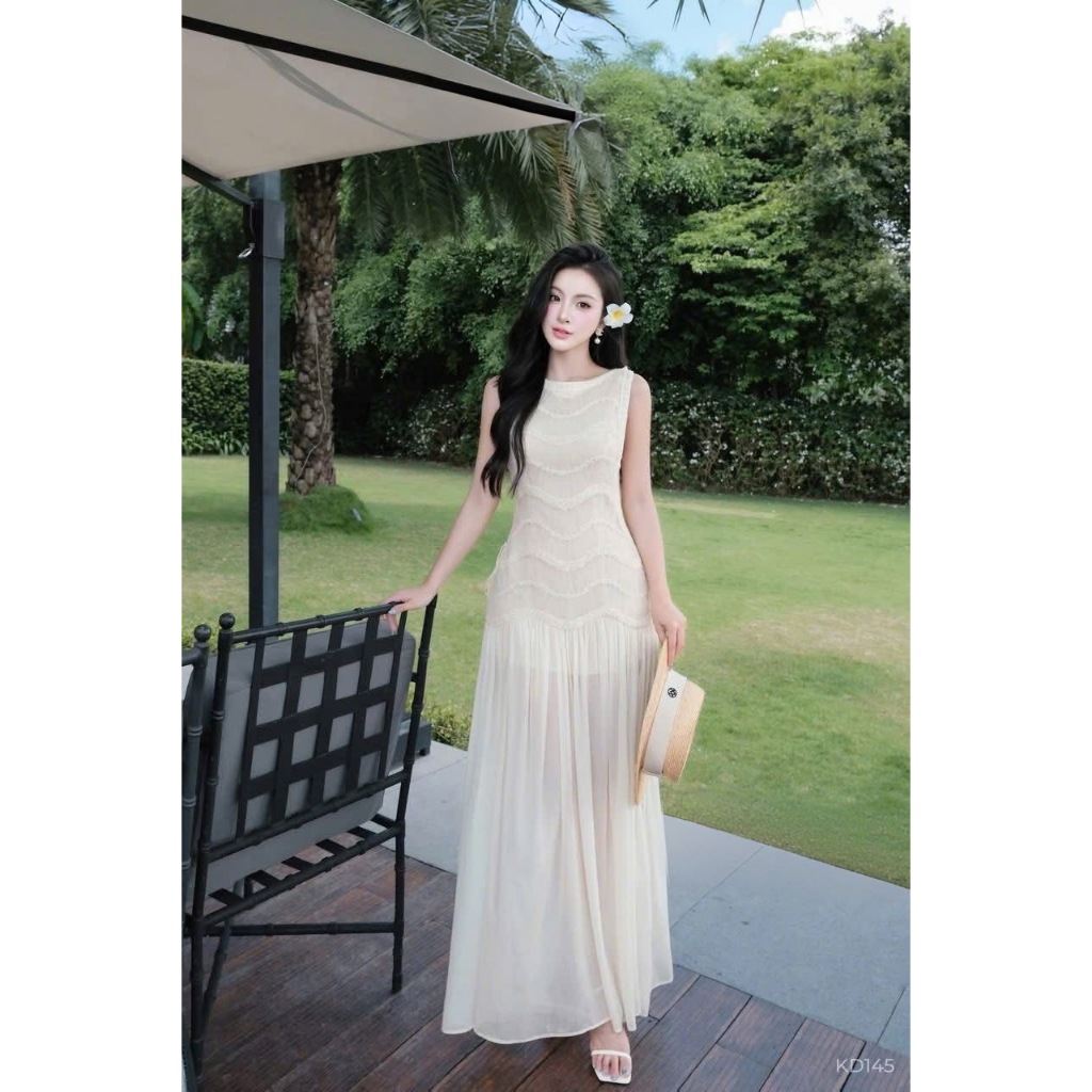 Ticha brand | Maxi เดรสแขนกุด สีครีม ดีไซน์แต่งเดรส2ชั้น เย็บติดมา ด้านข้างแต่งสายผูกโบว์ ขอบแขนแต่ง