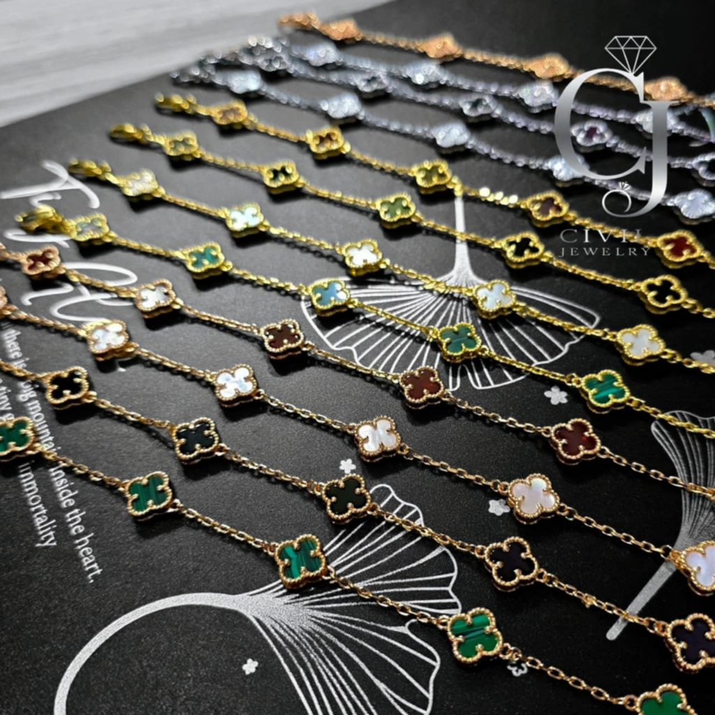 สร้อยข้อมือ ใบโคลเวอร์ ดอกเล็ก 9มิล CIVIL JEWELRY (พร้อมส่งในไทย)