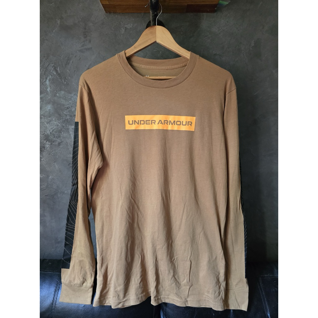 เสื้อยืดแขนยาว under armour