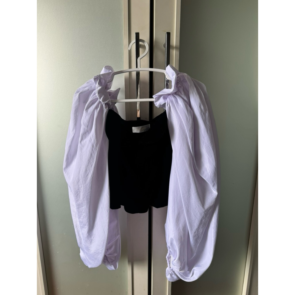 เสื้อ Promthong แขนพองอลัง