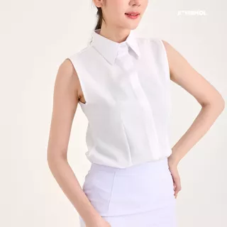 [มีตำหนิ / หากรับไม่ได้กรุณาอย่ากดสั่ง] เสื้อตัวใน ใส่กับชุดปกติขาวและเสื้อสูท