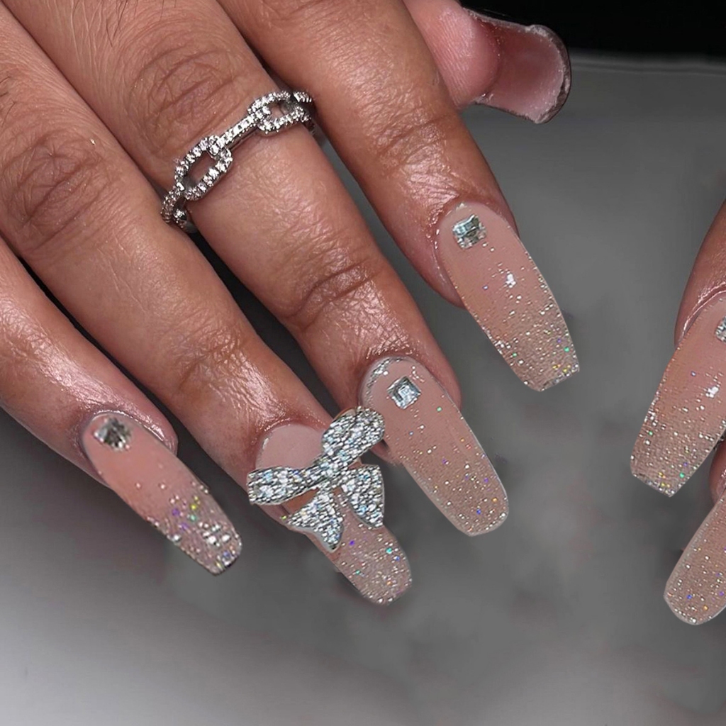 24 ชิ้น 3Dเล็บปลอม คริสตัล ดอกไม้ เพชร เล็บปลอม พร้อมกาว ปาร์ตี้【DD】