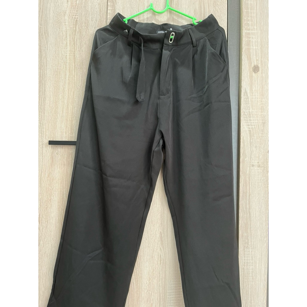 กางเกงขายาวสีดำแบรนด์Lovito