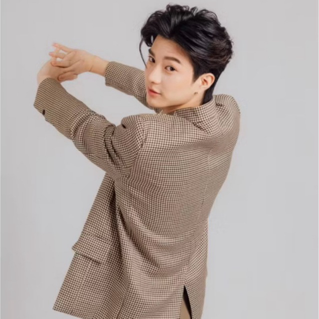 ส่งต่อ KINS สูทเบลเซอร์ลายสก็อต size M