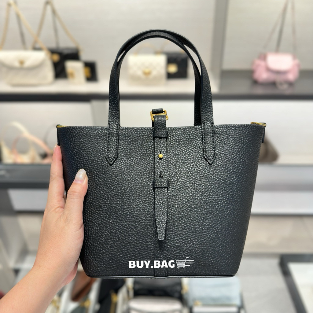CHARLES & KEITH : CK2-10151518 กระเป๋าทรงถังหนังรีไซเคิลหูจับแบบคู่พร้อมสายเข็มขัดรุ่น Beryl
