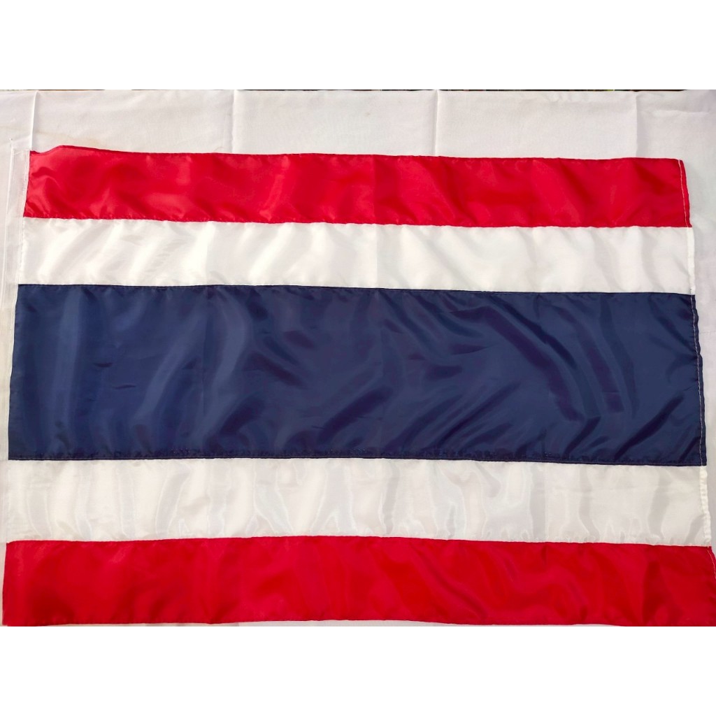 ธงชาติไทย ธงชาติ ขนาด 60x90 cm. ผ้าร่มคุณภาพดี ผ้าเกรดA ทนแดด ทนฝน สีสดสวยมาก