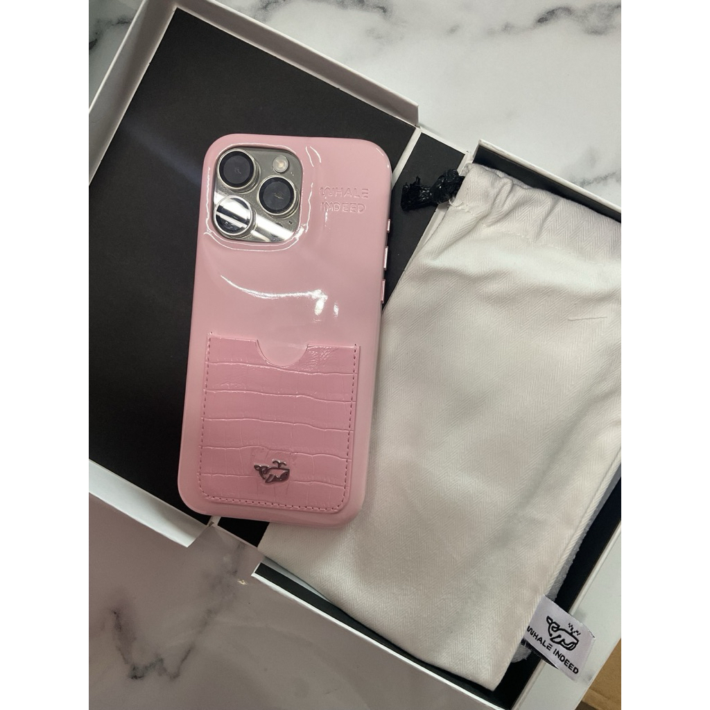ส่งต่อ : Whale indeed loafy case for iPhone 15 Promax (Pink Color)