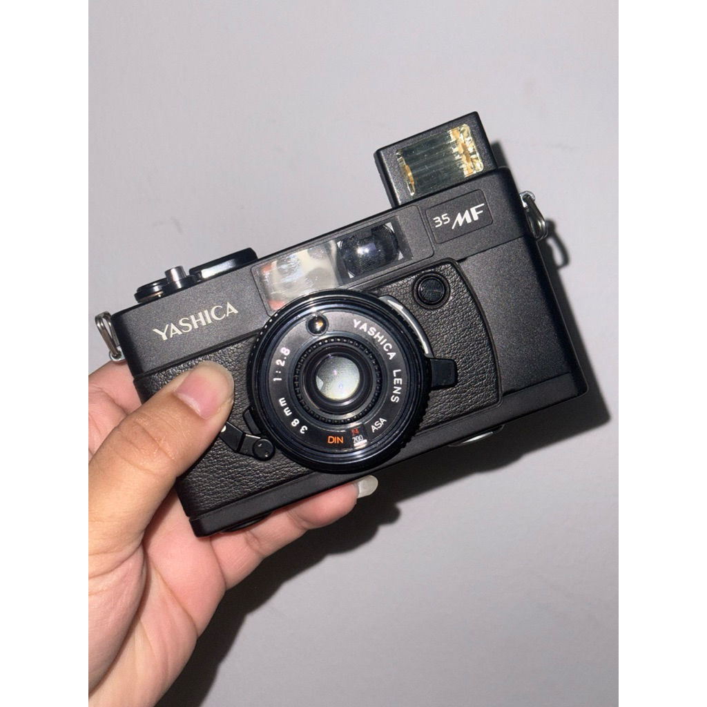 กล้องฟิล์ม Yashica  35 MF