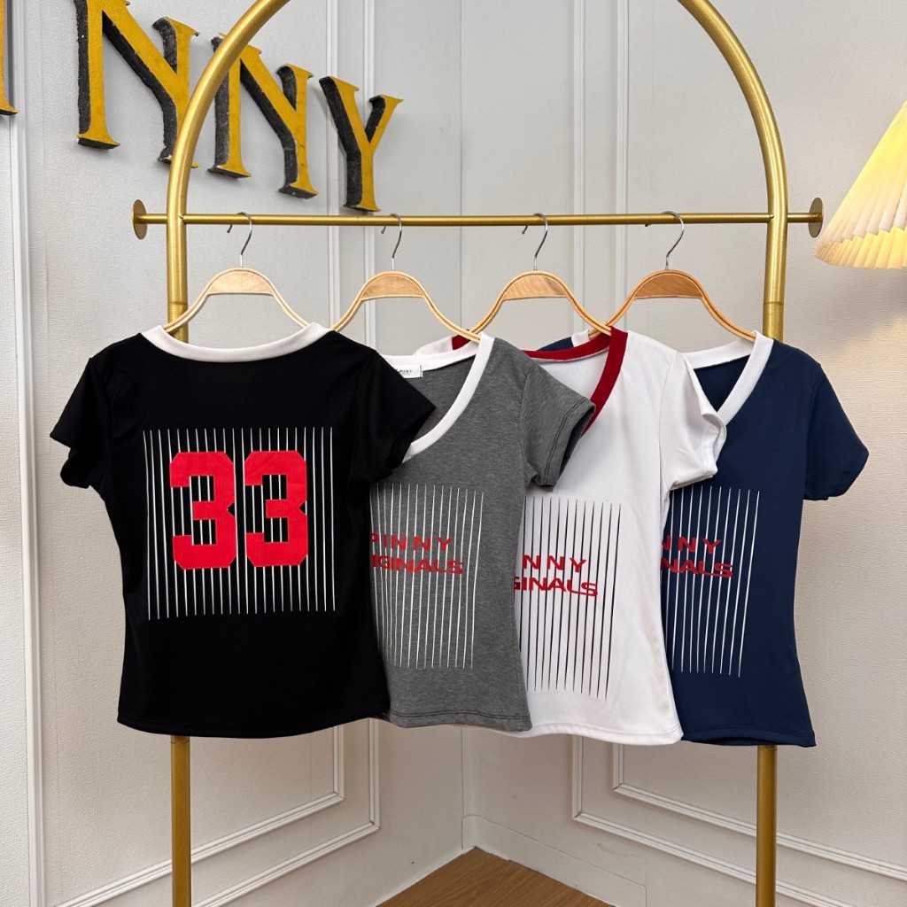 เสื้อยืดผู้หญิง พร้อมส่ง สกรีนลาย สไตล์Y2K สินค้าใหม่ฤดูร้อน เสื้อยืดทรงสลิมฟิต รุ่น แครอทคอวีทูโทน 