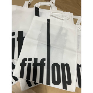 ถุงผ้าสปันจ์บอน fitflop แท้จากชอป