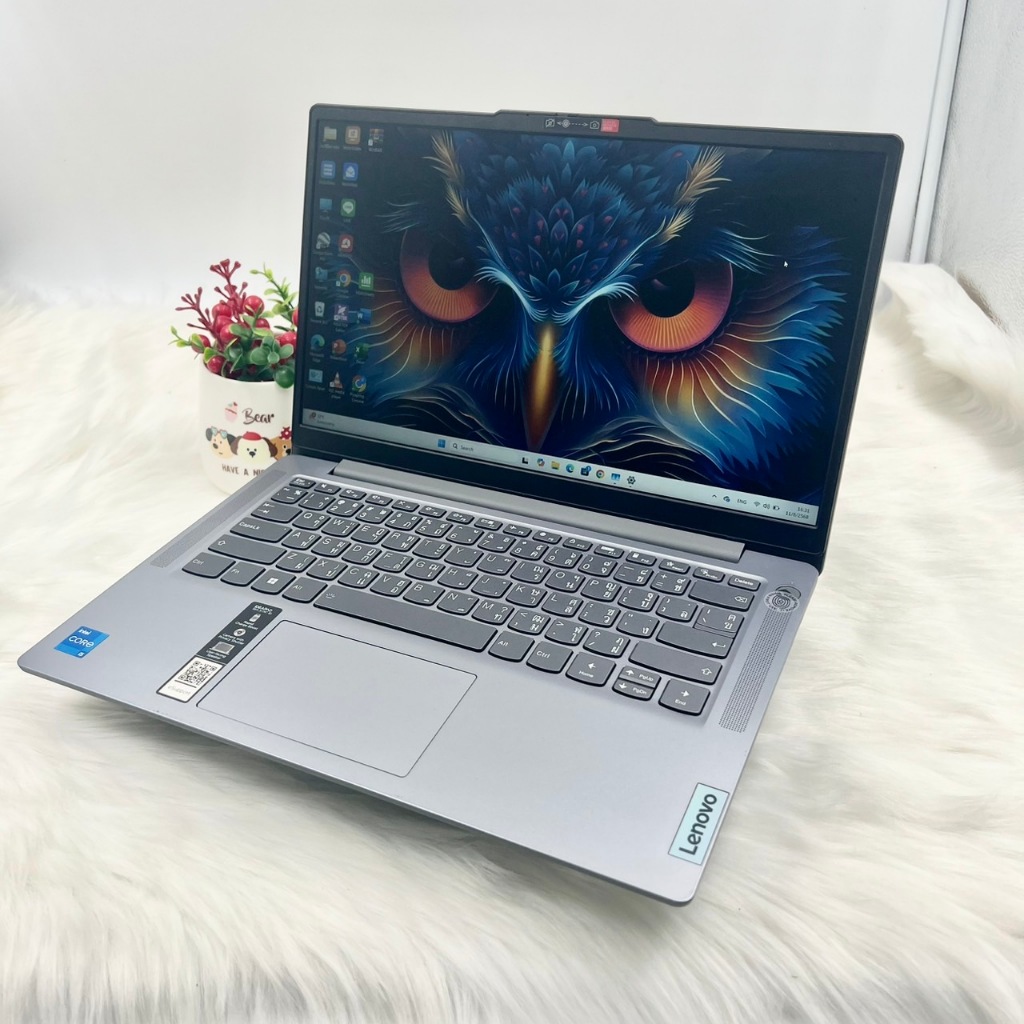 โน๊ตบุ๊ค Lenovo IdeaPad Slim 3 i5-12450H / 16GB ประกันศูนย์ยาวๆ รุ่น 14IAH8-83EQ004YTA