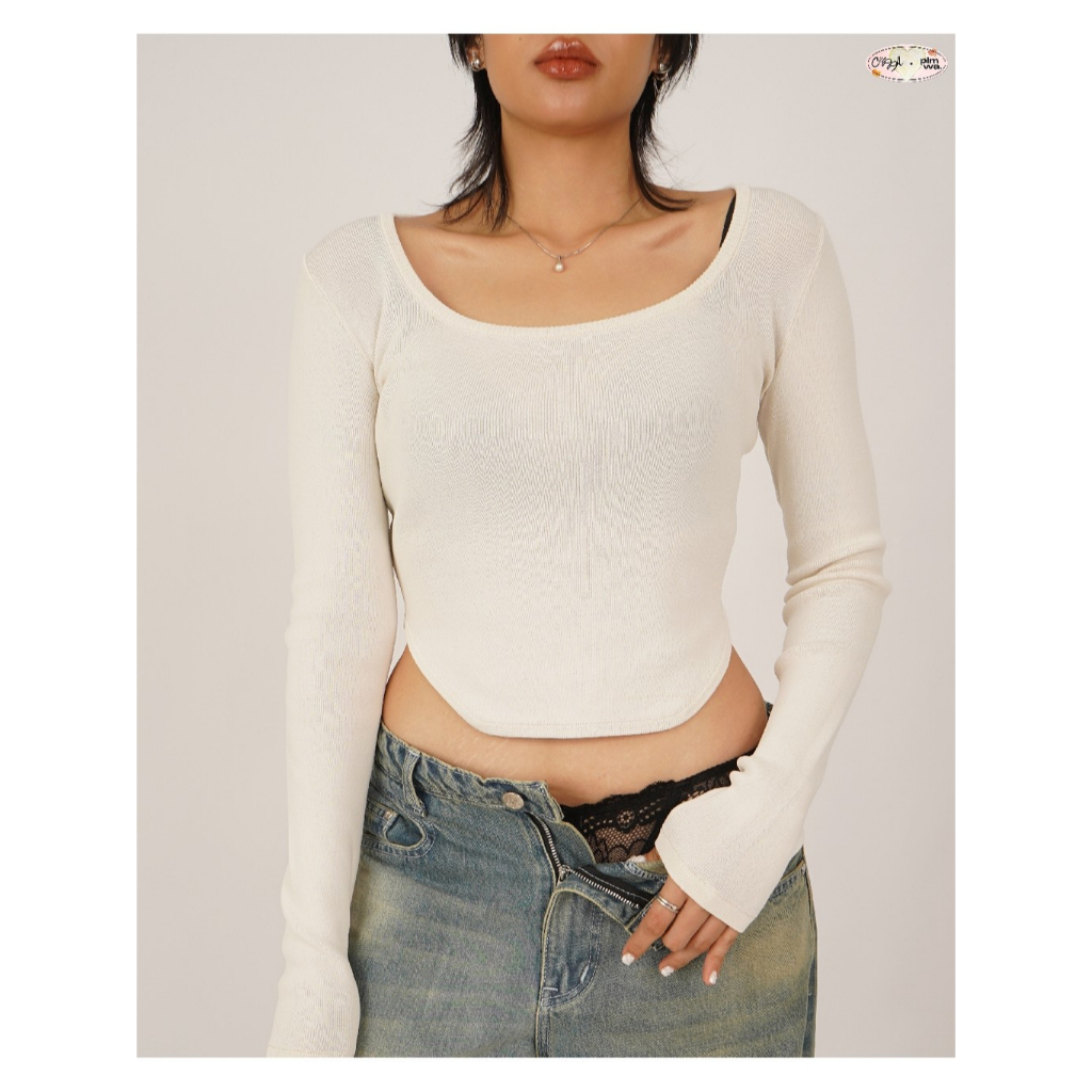 CUPPA - BAGEL Long Sleeve Top (3 สี) Cuppa x Pimwa เสื้อไหมพรมแขนยาว คอกว้าง ชายโค้ง ส่งเสริมสัดส่วน