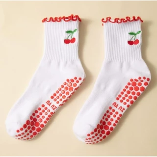 ถุงเท้ากันลื่น ถุงเท้าพิลาทิส ถุงเท้าพิลาทิศ Pilates sock , Anti-slip ปักลายเชอร์รี่ พร้อมจัดส่งในไทย