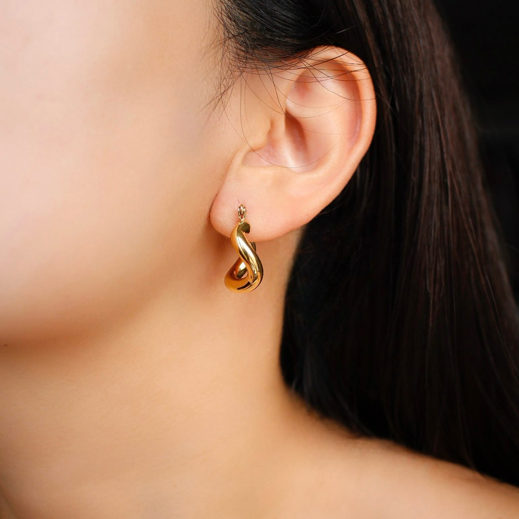 TIARA Leni Twist Hoop Earrings