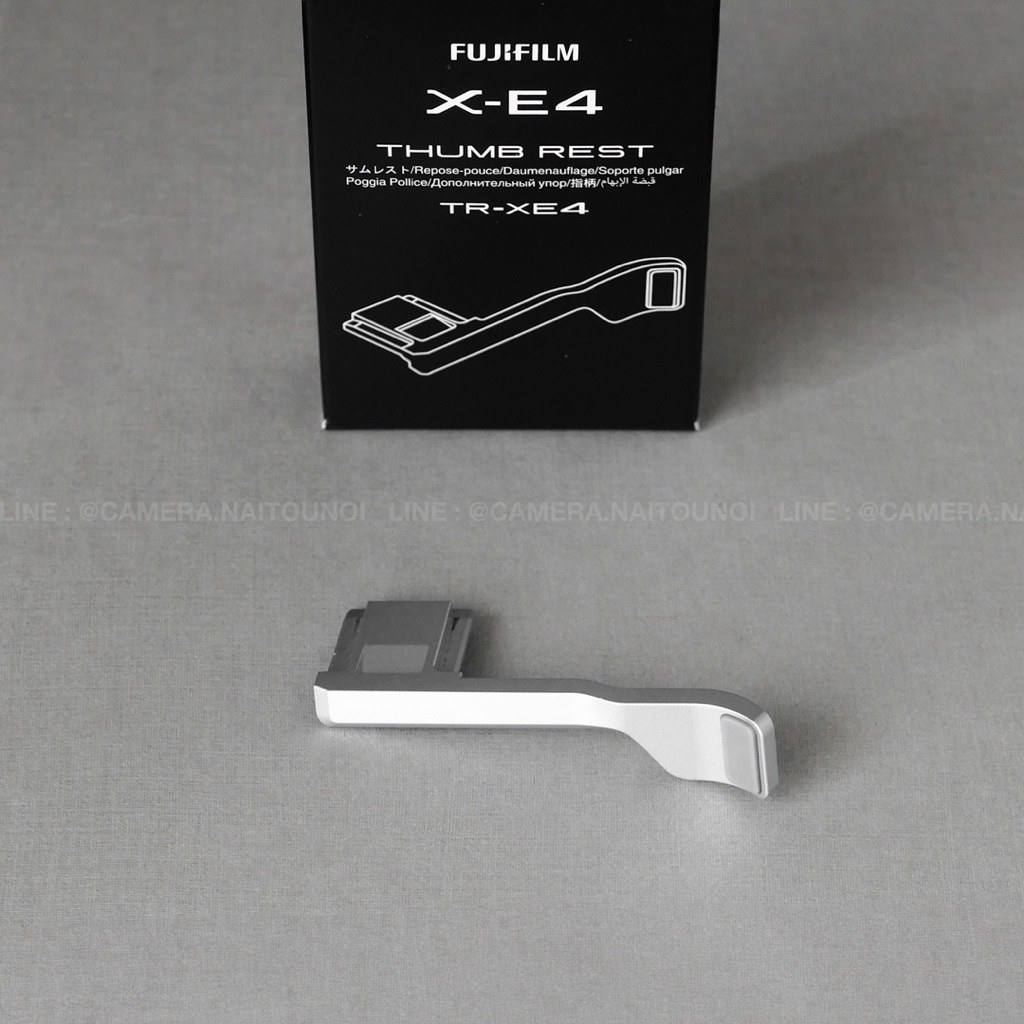 ( Used!! ) Fuji Thumb Rest ( TR-XE4 ) Silver For Fuji X-E4 < Like New >
