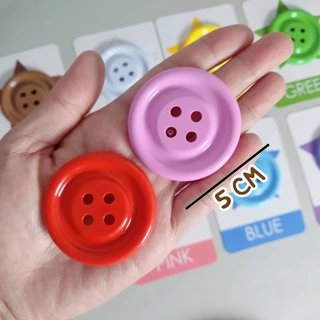 ส่งไว🎯 กระดุมยักษ์ 50 เม็ด + กระปุกหยอด ชุดกระดุมหยอดกระปุก ชุดฝึกหยอด งาน DIY พลาสติกหนาปลอดภัย มอก. ภาชนะอาหาร (PP)