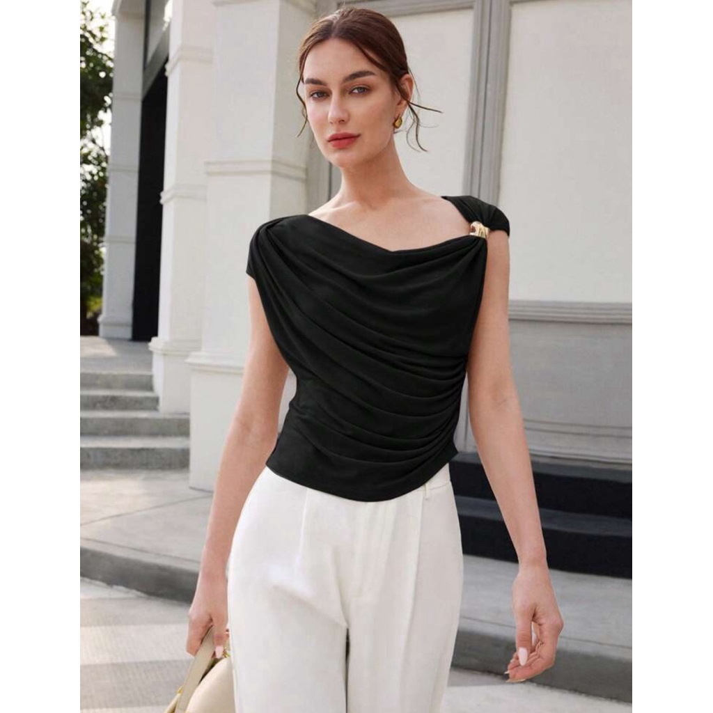 BizChic Women Casual T-Shirt เสื้อยืดแขนสั้นผู้หญิง ดีไซน์มินิมอล