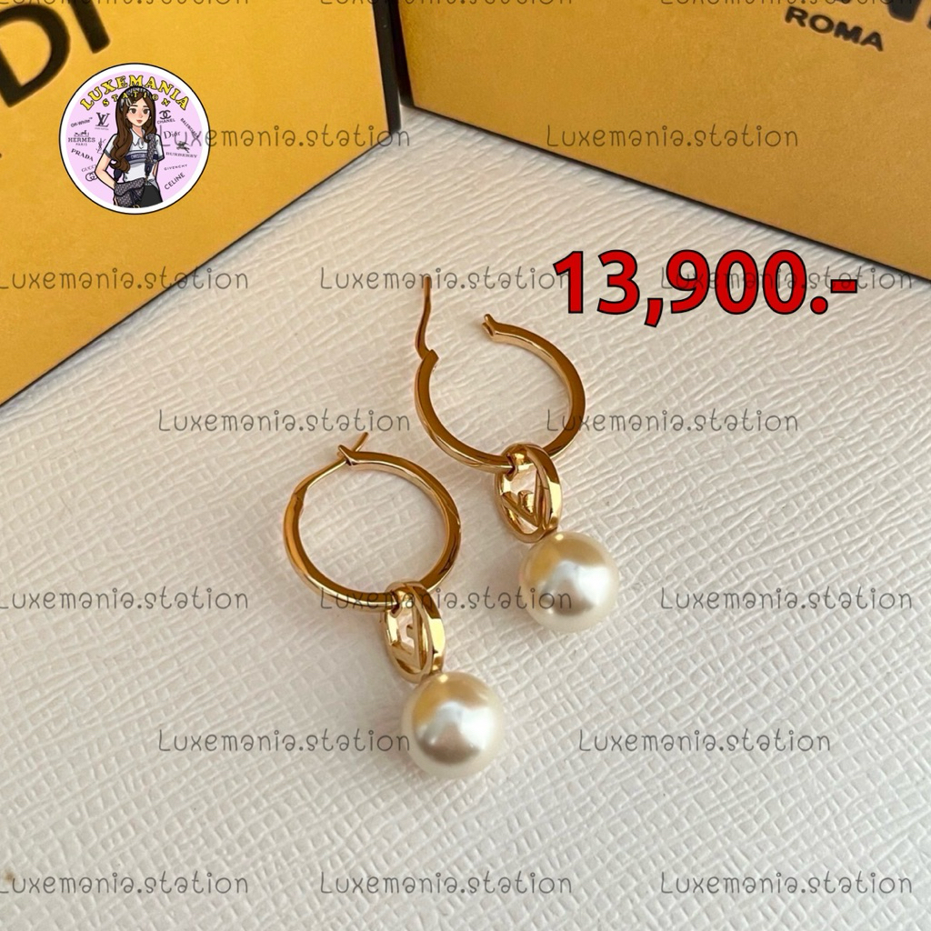 🇹🇭👜[พร้อมส่ง]: New!! Fendi Earrings ‼️ก่อนกดสั่งรบกวนทักมาเช็คสต๊อคก่อนนะคะ‼️